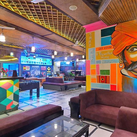 Hotel Hari Piorko Grand - 2 Min From New Delhi Railway Station Extérieur photo