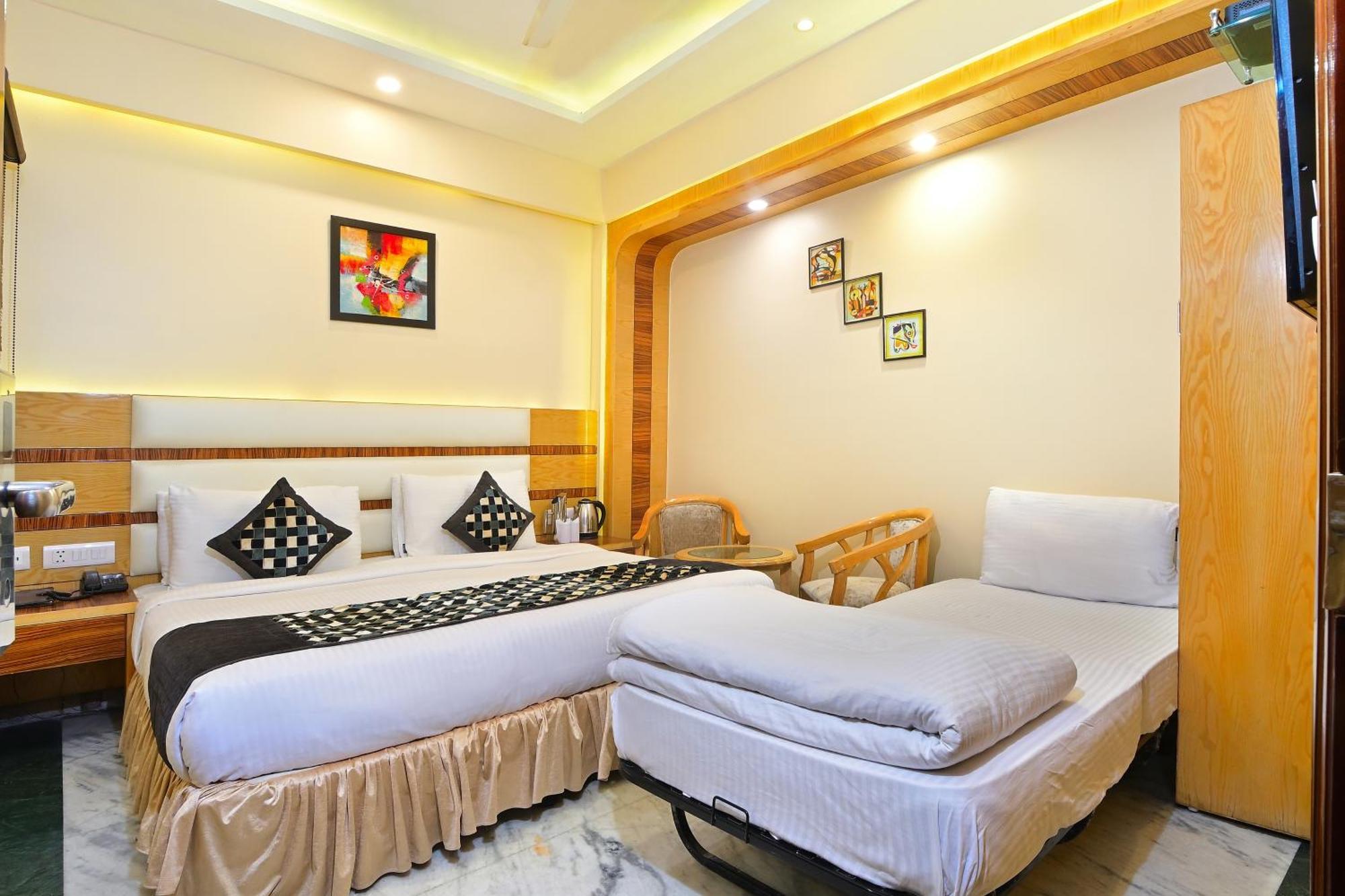 Hotel Hari Piorko Grand - 2 Min From New Delhi Railway Station Extérieur photo