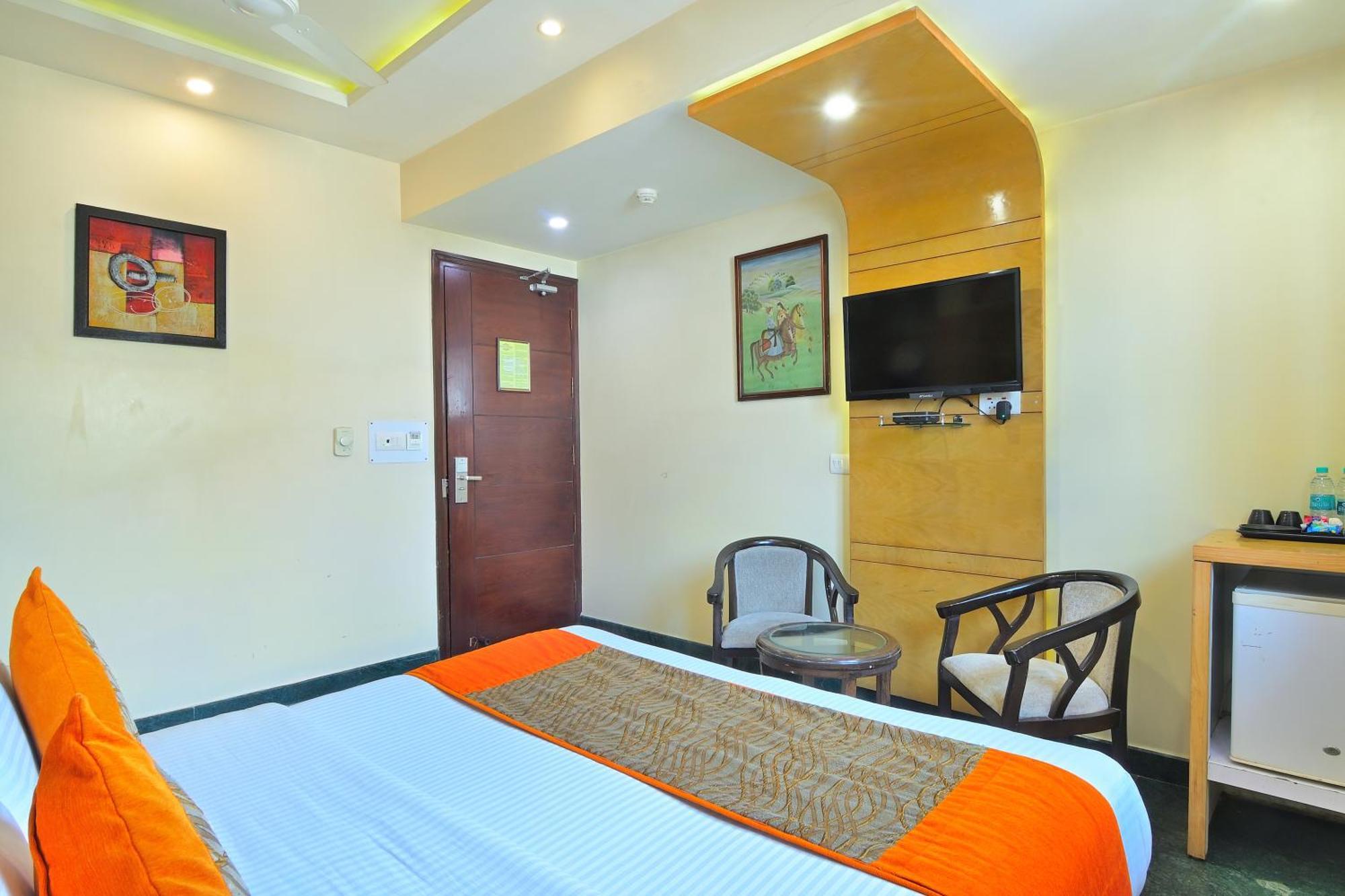 Hotel Hari Piorko Grand - 2 Min From New Delhi Railway Station Extérieur photo