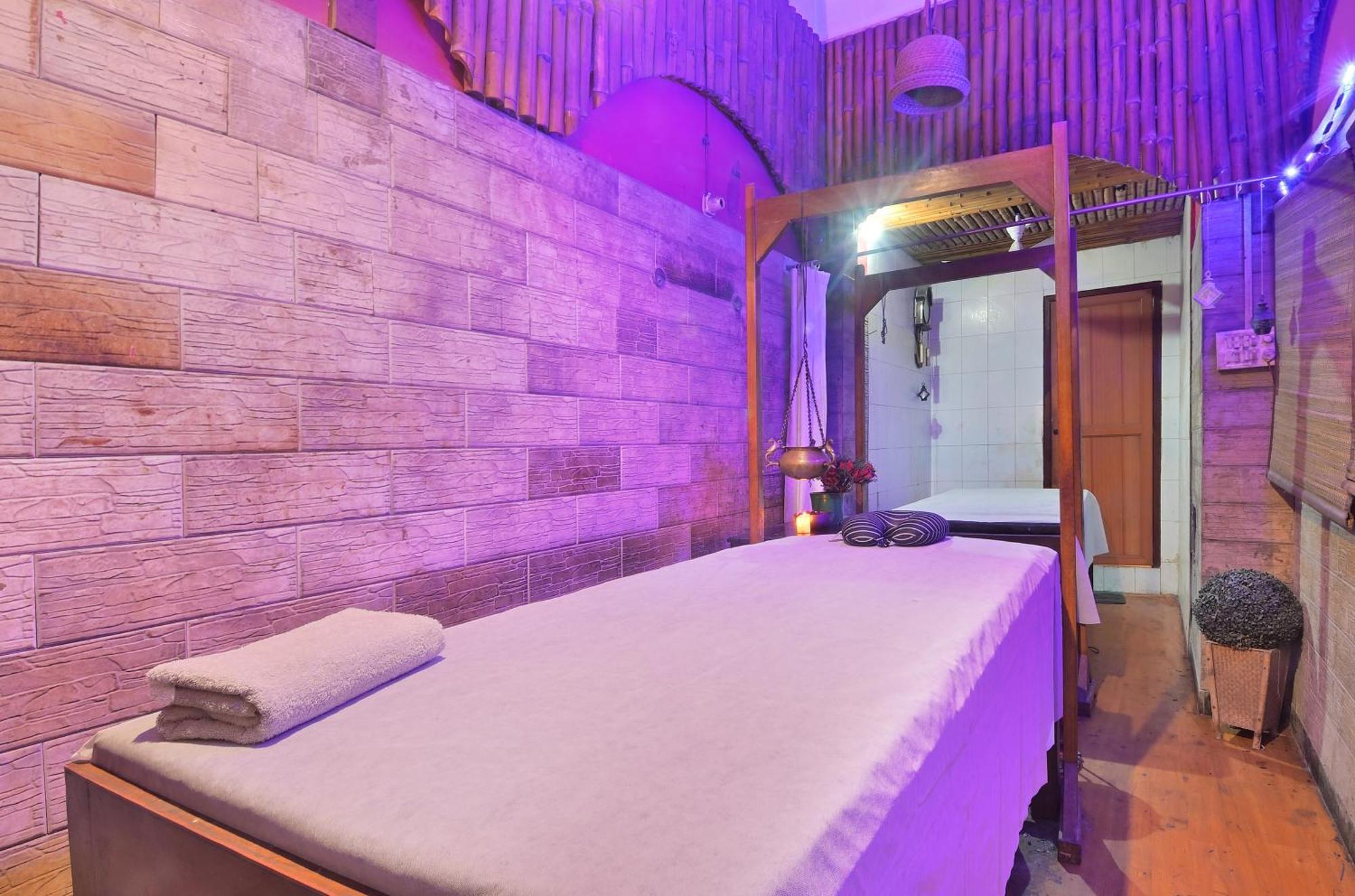 Hotel Hari Piorko Grand - 2 Min From New Delhi Railway Station Extérieur photo